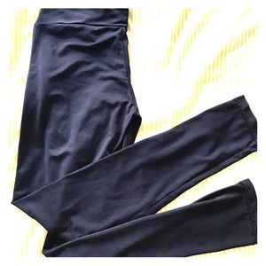 Black leggings size S